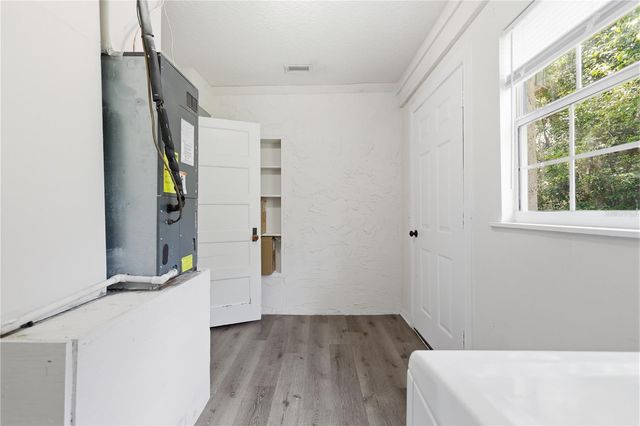 210 WINSLOW AVENUE, Deland, FL 32724