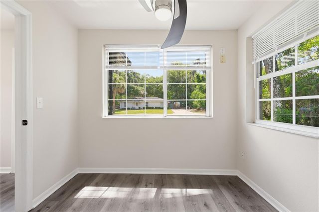 210 WINSLOW AVENUE, Deland, FL 32724