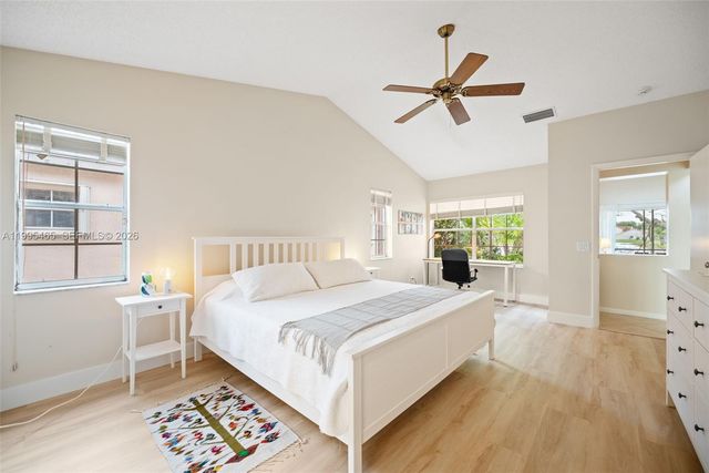 380 Cameron Dr, Weston, FL 33326