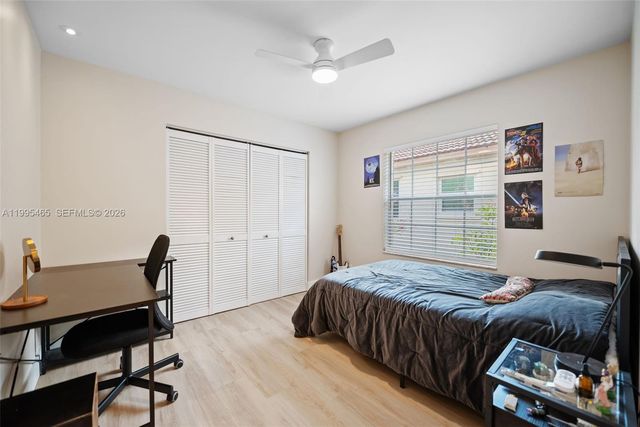 380 Cameron Dr, Weston, FL 33326