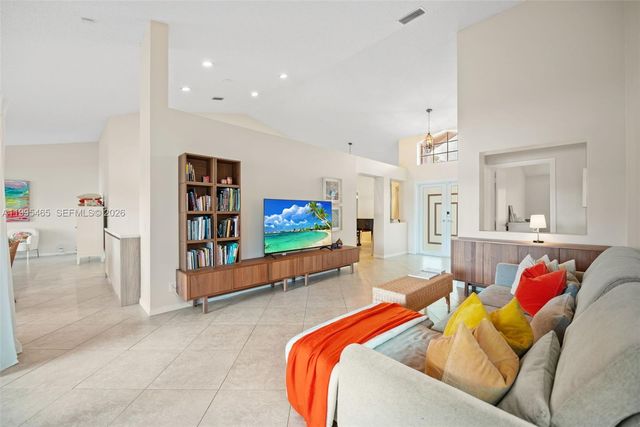 380 Cameron Dr, Weston, FL 33326