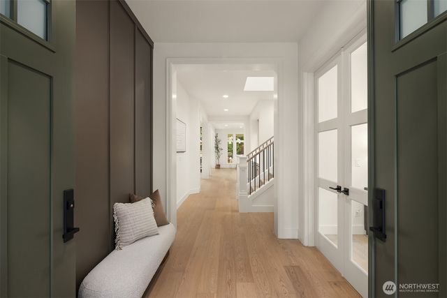 10468 NE 113th Place, Kirkland, WA 98033