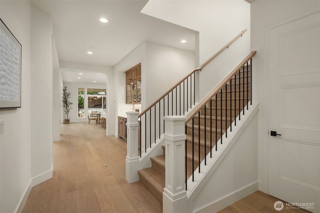 10468 NE 113th Place, Kirkland, WA 98033