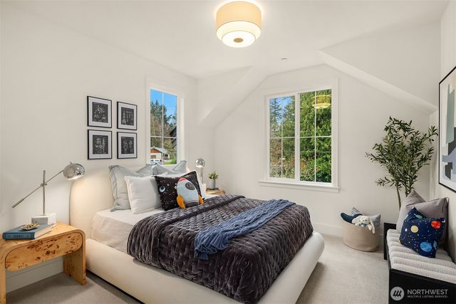 10468 NE 113th Place, Kirkland, WA 98033