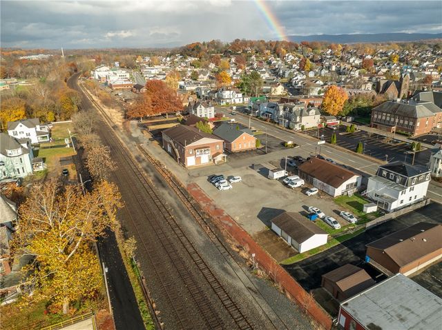 700 Hoke St, Latrobe, PA 15650