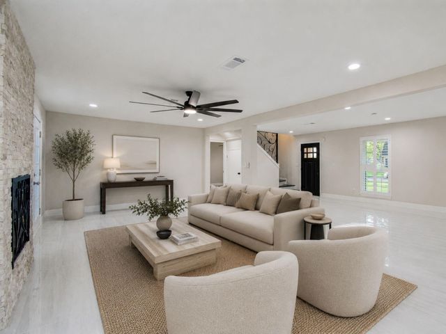 10427 Metronome Drive, Houston, TX 77043