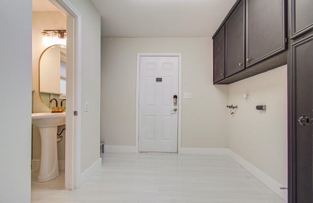 10427 Metronome Drive, Houston, TX 77043