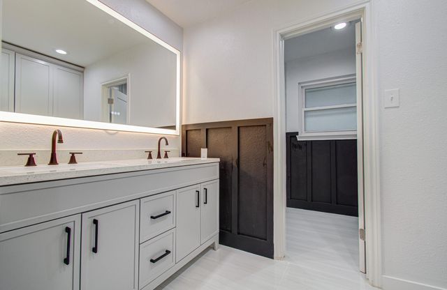 10427 Metronome Drive, Houston, TX 77043