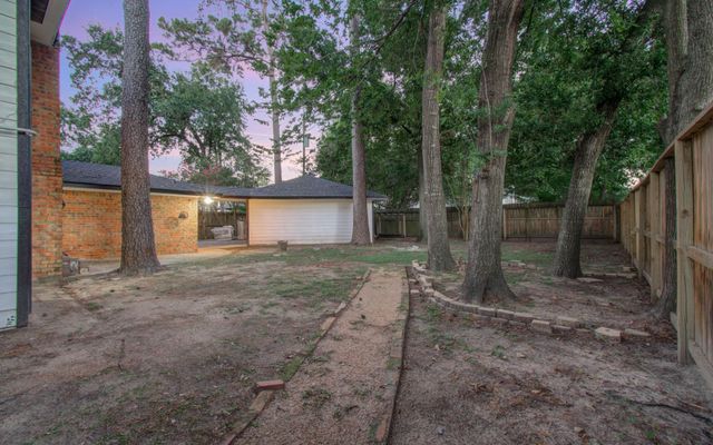 10427 Metronome Drive, Houston, TX 77043