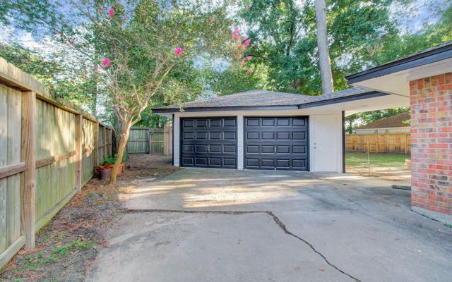 10427 Metronome Drive, Houston, TX 77043