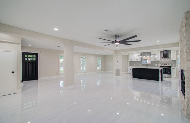 10427 Metronome Drive, Houston, TX 77043