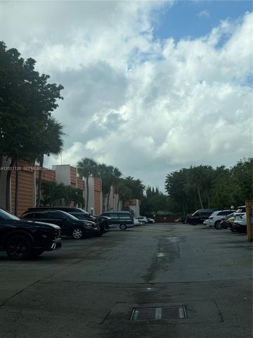 7610 Stirling Rd 205G, Davie, FL 33024