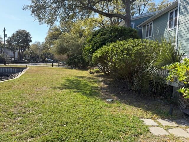 2 Tabby Lane, Isle Of Palms, SC 29451
