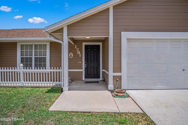 1791 Monrovia Street NW, Palm Bay, FL 32907