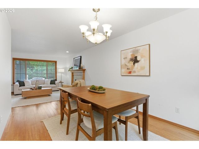 3463 Se MCCARTNEY Ln, Milwaukie, OR 97267