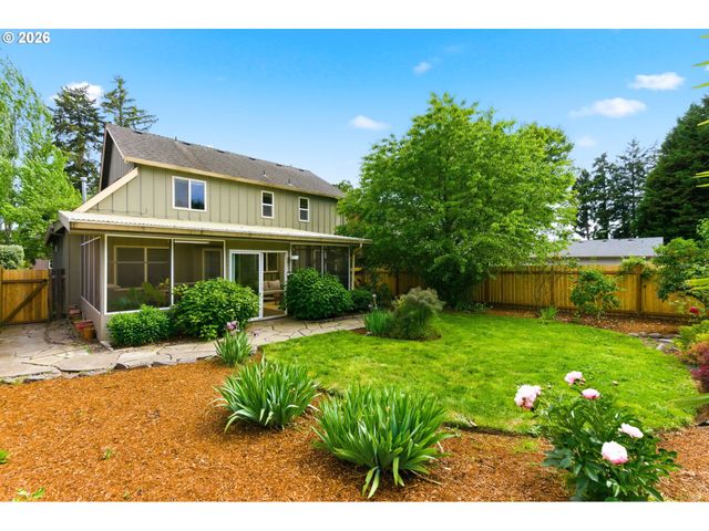 3463 Se MCCARTNEY Ln, Milwaukie, OR 97267
