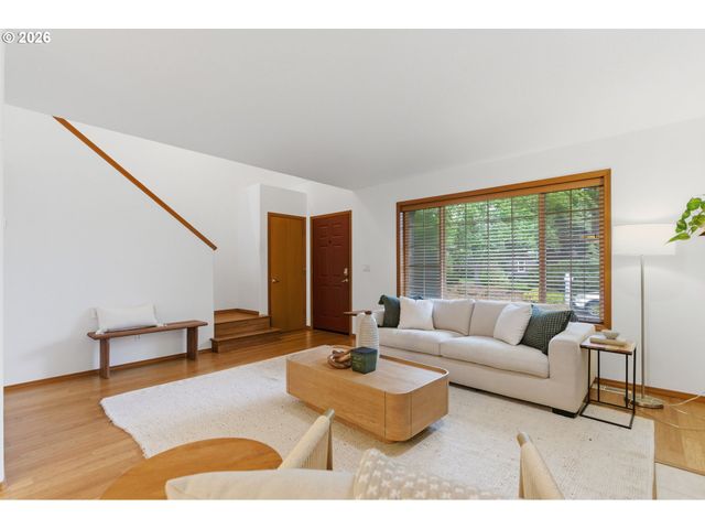 3463 Se MCCARTNEY Ln, Milwaukie, OR 97267