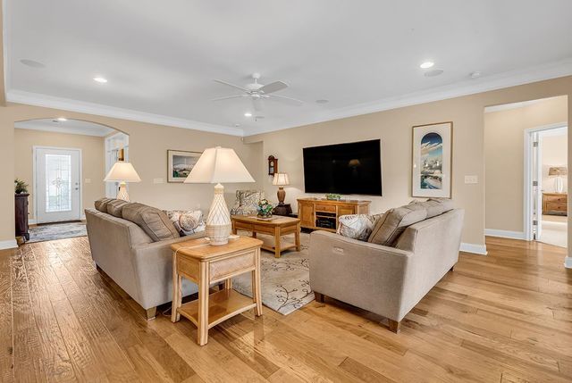 6089 Trieste St., Myrtle Beach, SC 29577