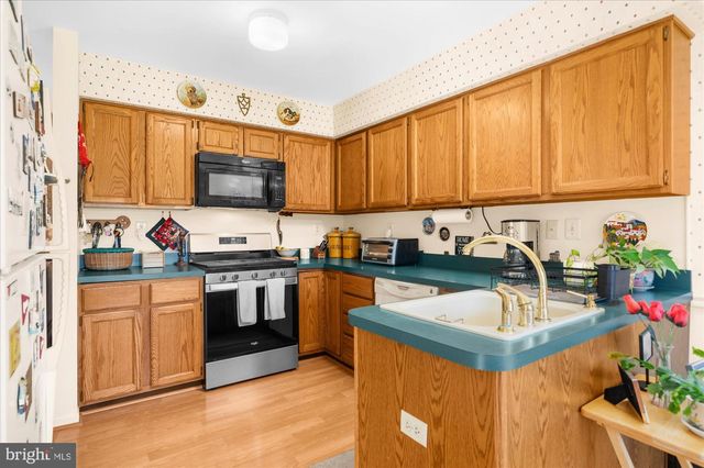 478 AMHERST CT, Harleysville, PA 19438