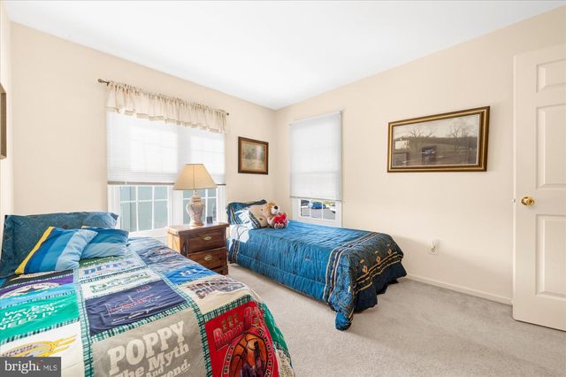 478 AMHERST CT, Harleysville, PA 19438