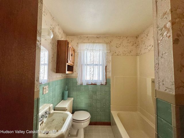 142 Broome Street, Catskill, NY 12414