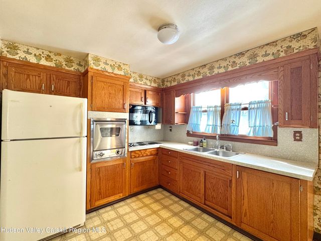 142 Broome Street, Catskill, NY 12414