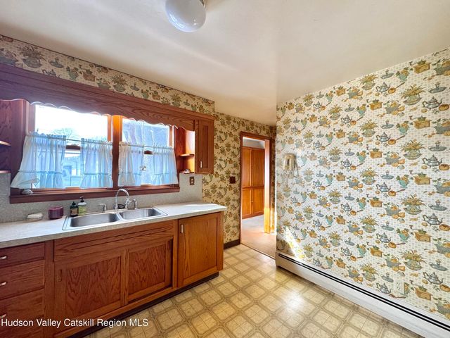 142 Broome Street, Catskill, NY 12414