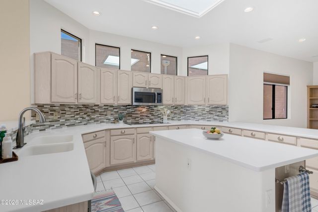 4225 S Westcotta Drive, Green Valley, AZ 85622