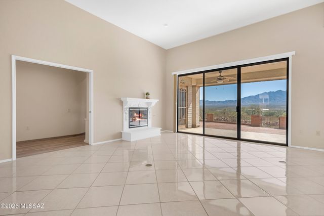 4225 S Westcotta Drive, Green Valley, AZ 85622