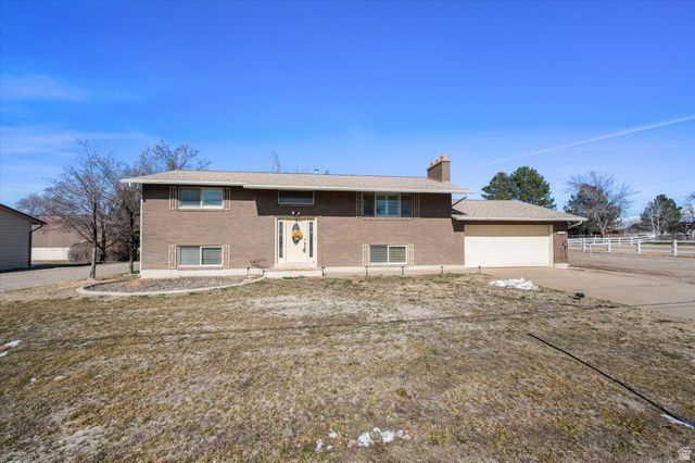 2298 W 800 N, Clinton, UT 84015