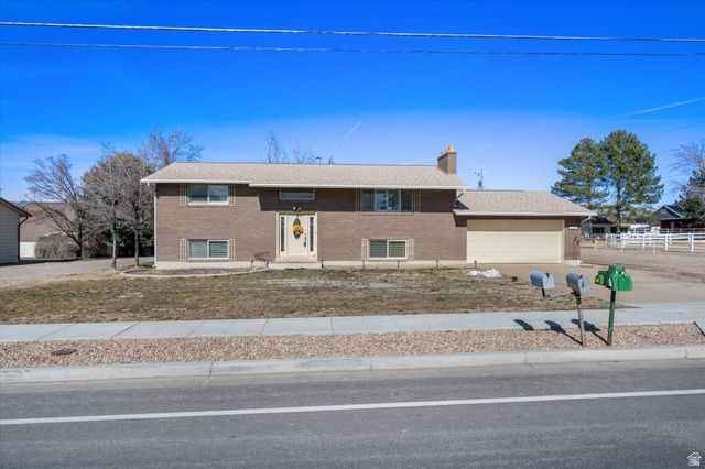 2298 W 800 N, Clinton, UT 84015