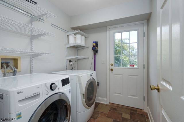 10 Wesley Court, Montgomery Twp., NJ 08558