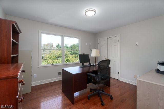 10 Wesley Court, Montgomery Twp., NJ 08558