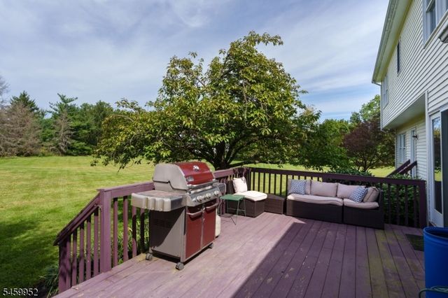 10 Wesley Court, Montgomery Twp., NJ 08558