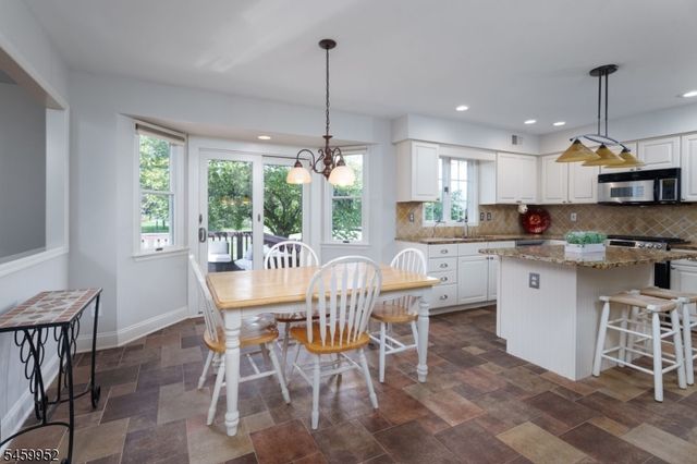 10 Wesley Court, Montgomery Twp., NJ 08558