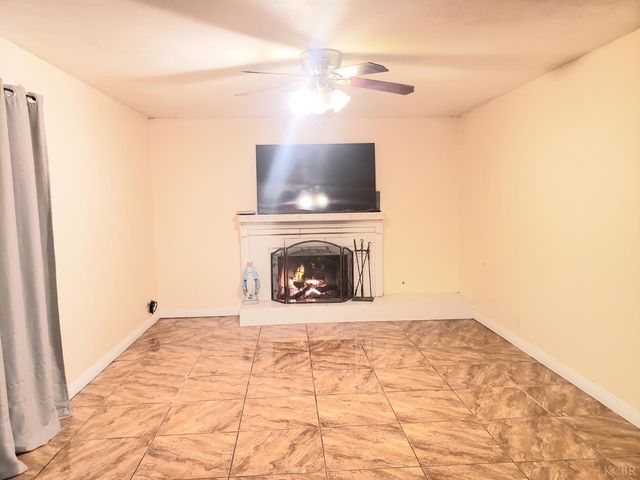 150 W Deodar Lane, Lemoore, CA 93245