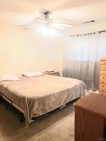 150 W Deodar Lane, Lemoore, CA 93245