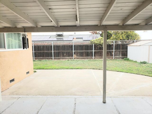 150 W Deodar Lane, Lemoore, CA 93245
