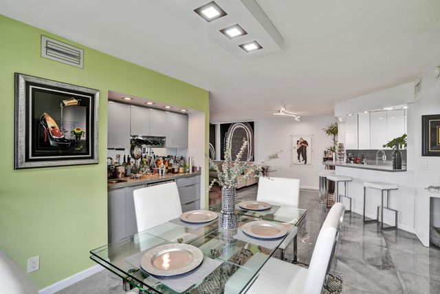 2603 NW 103rd Avenue 401, Sunrise, FL 33322
