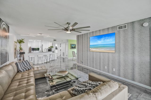 2603 NW 103rd Avenue 401, Sunrise, FL 33322