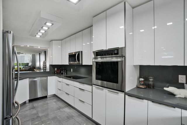 2603 NW 103rd Avenue 401, Sunrise, FL 33322