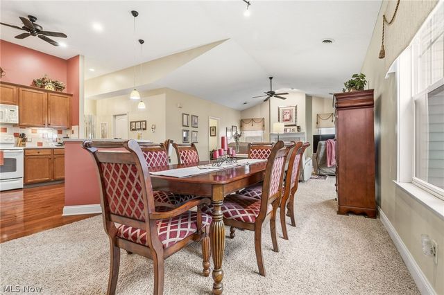 1340 Cascade Circle W, Canton, OH 44708