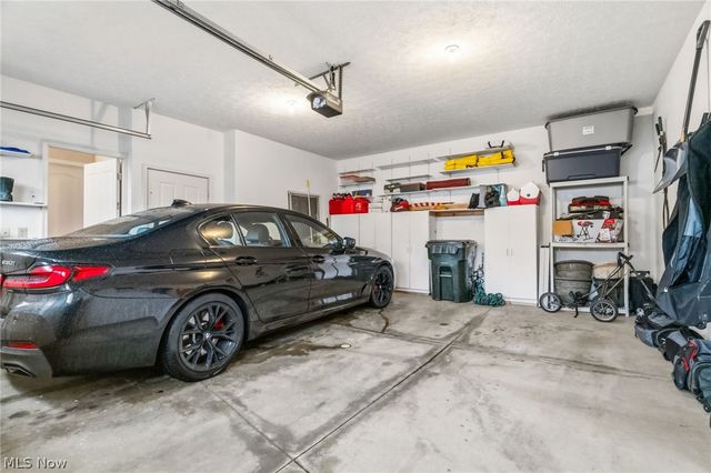 1340 Cascade Circle W, Canton, OH 44708