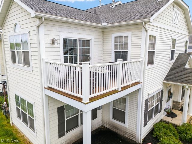 1340 Cascade Circle W, Canton, OH 44708