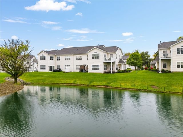 1340 Cascade Circle W, Canton, OH 44708