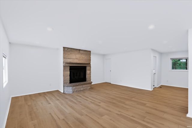 3321 N Stoneycrest Road, Bloomington, IN 47404