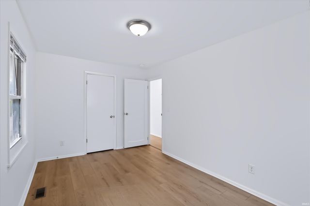 3321 N Stoneycrest Road, Bloomington, IN 47404