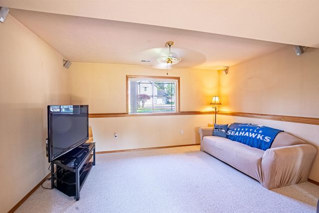 18306 E 9th Ave, Spokane Valley, WA 99016