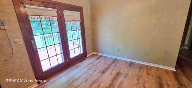 4445 Eastport Drive, Bridgeport, MI 48722