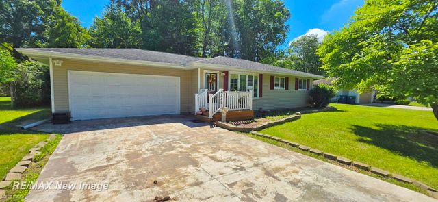 4445 Eastport Drive, Bridgeport, MI 48722